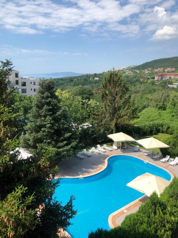 Hotel Naslada Balchik Esterno foto