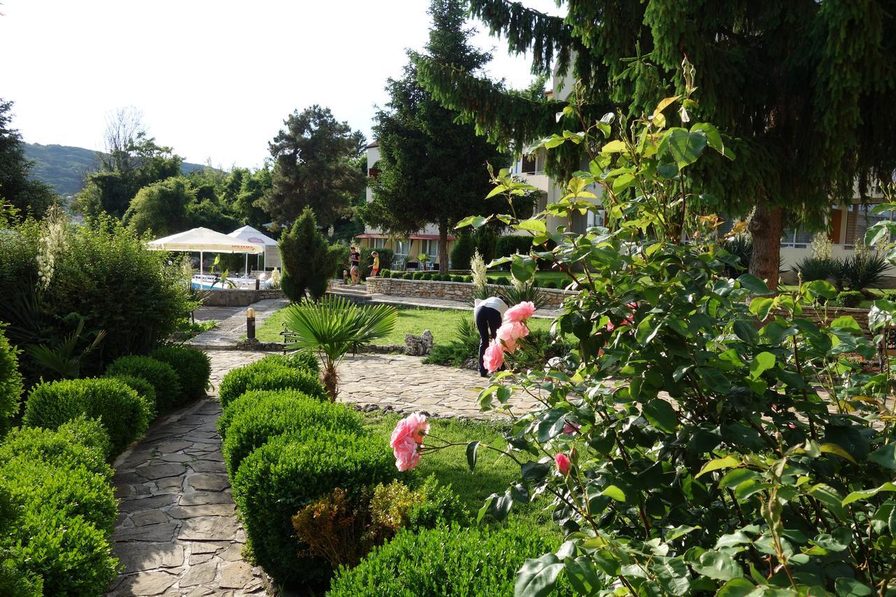 Hotel Naslada Balchik Esterno foto